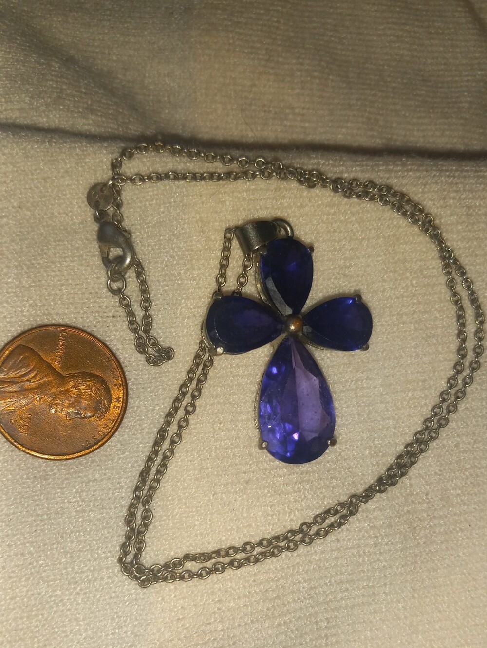 Amethyst Gemstone  Elegant Purple  Pendant Necklace - Cross Jewelry Style - Picture 3 of 5